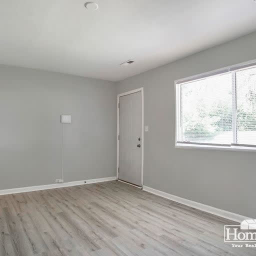 1642 N Elmer St – photo 3