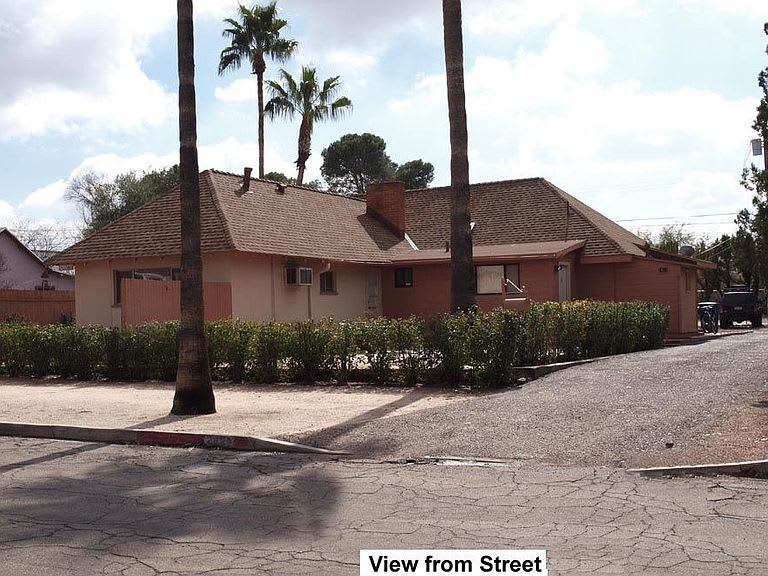 2422 East 4th Street – photo 1
