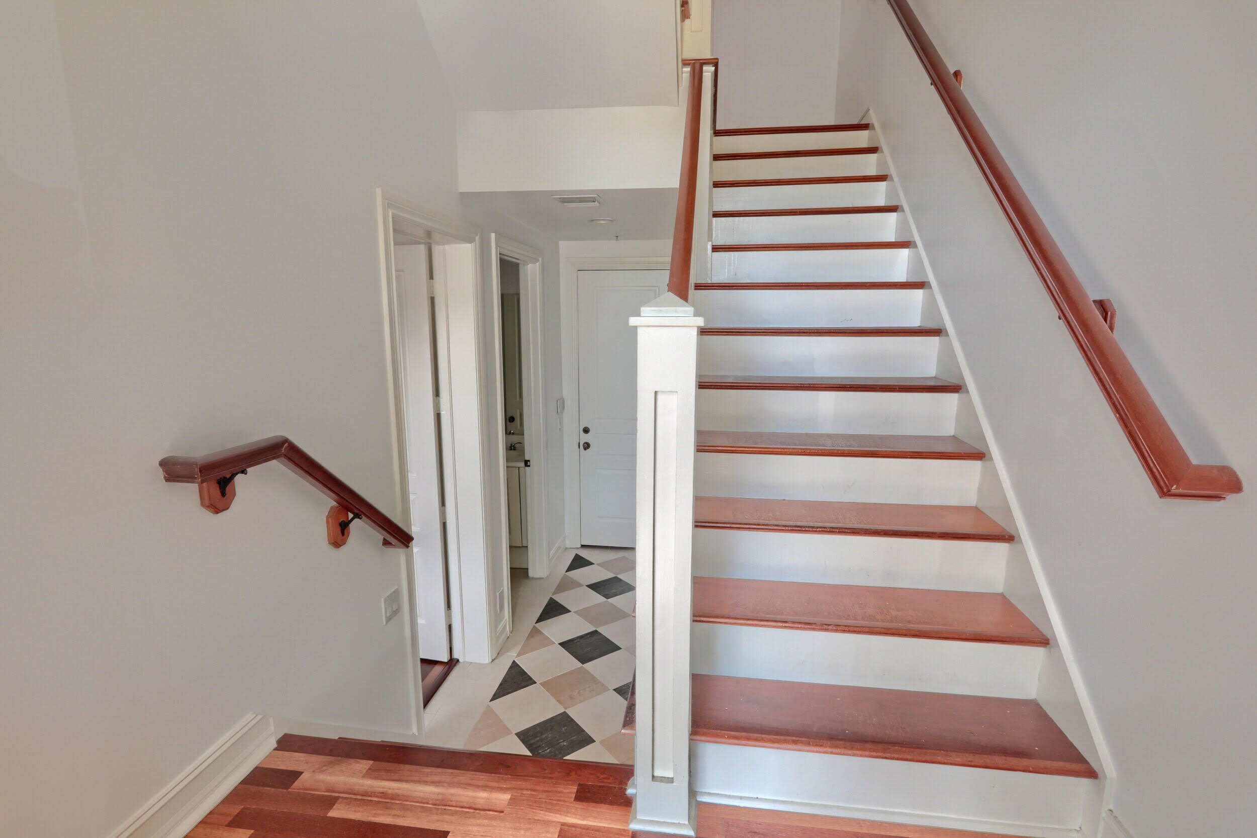 343 Flamingo Drive – photo 5