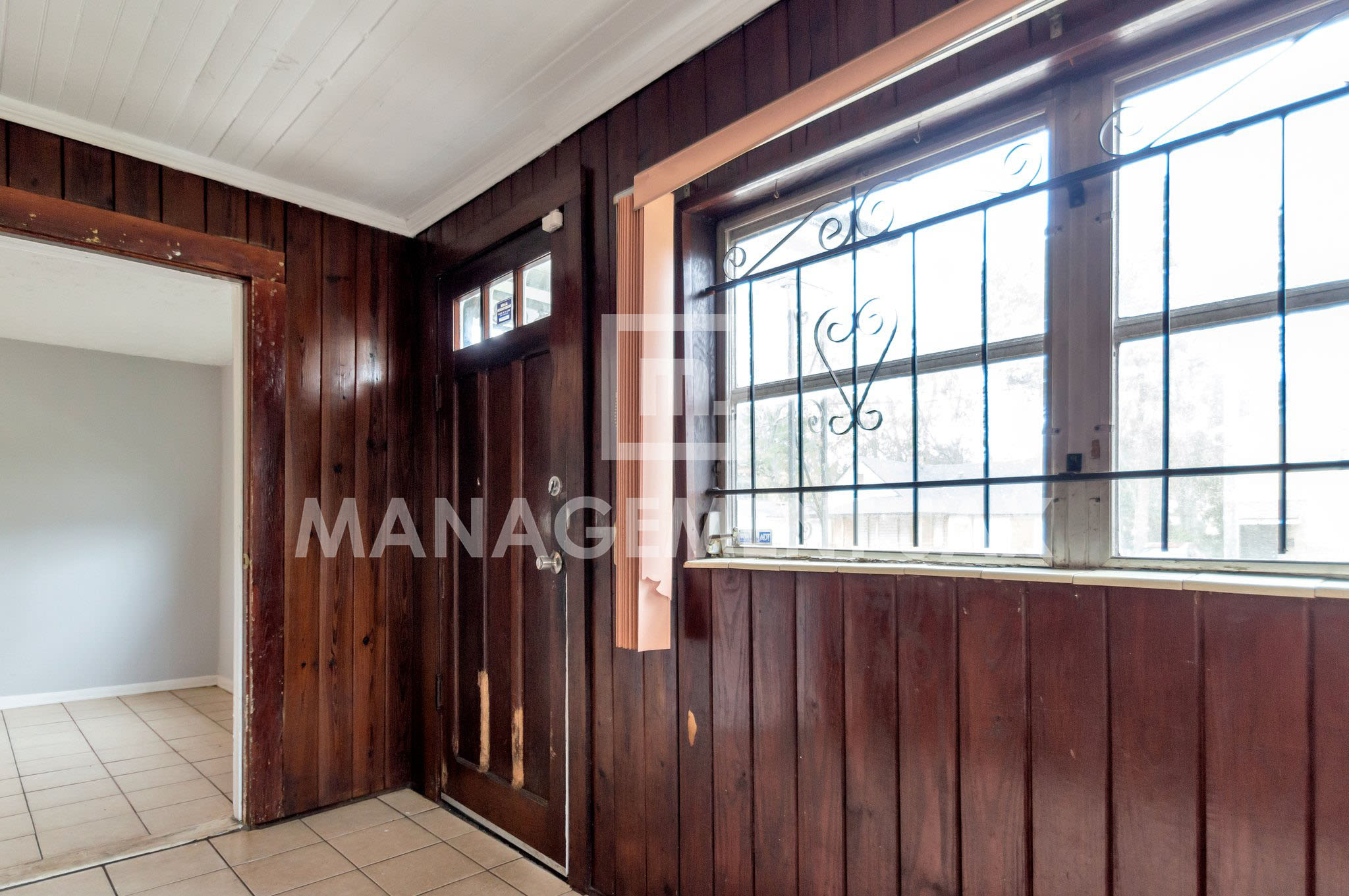 1464 West 6th Street – photo 2