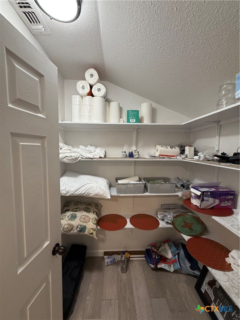 1428 Lee Street – photo 5