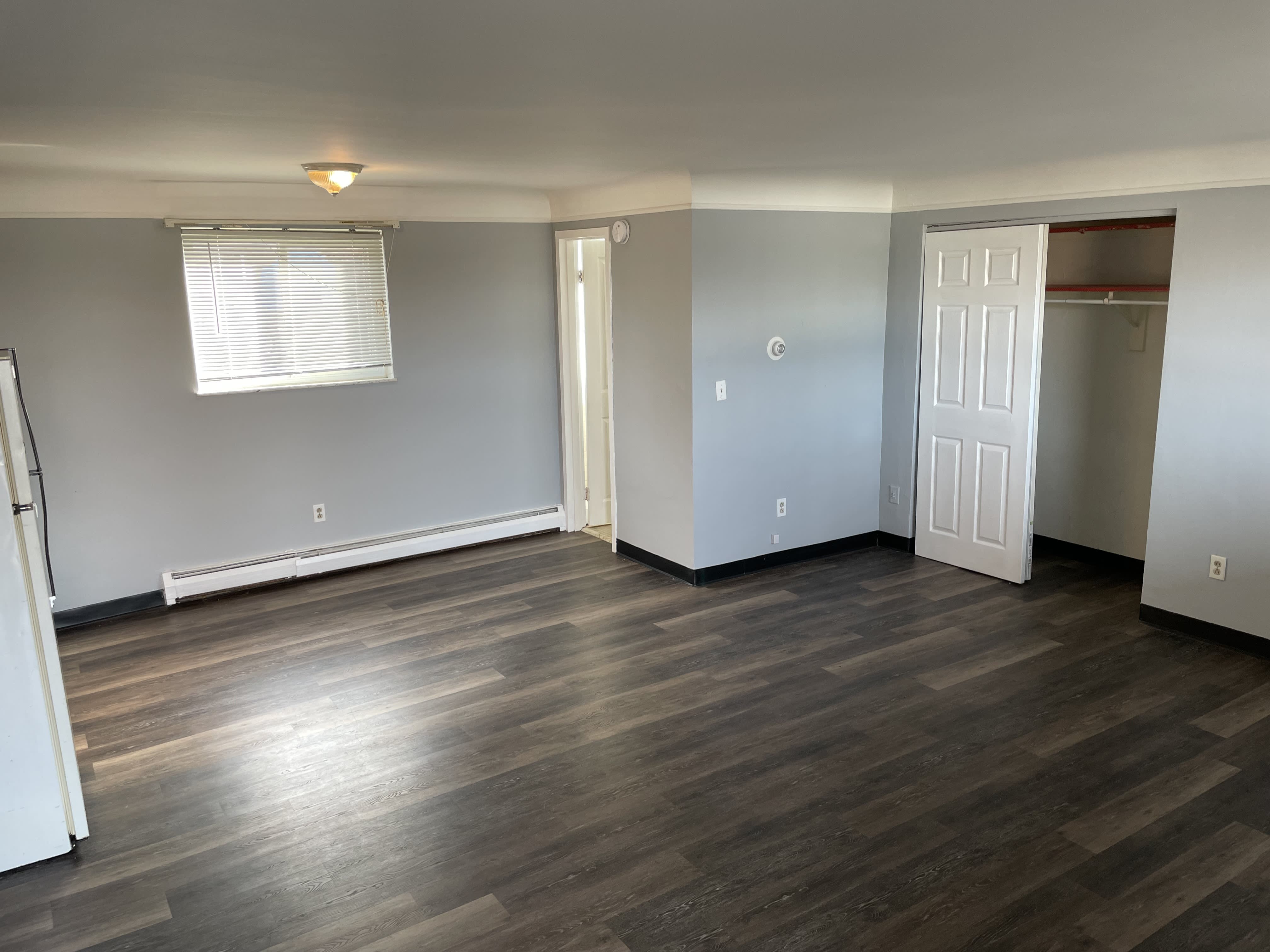 9334-9342 Reading Rd – photo 1