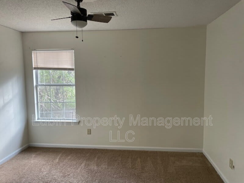 5474 Hidden Meadows Dr – photo 4