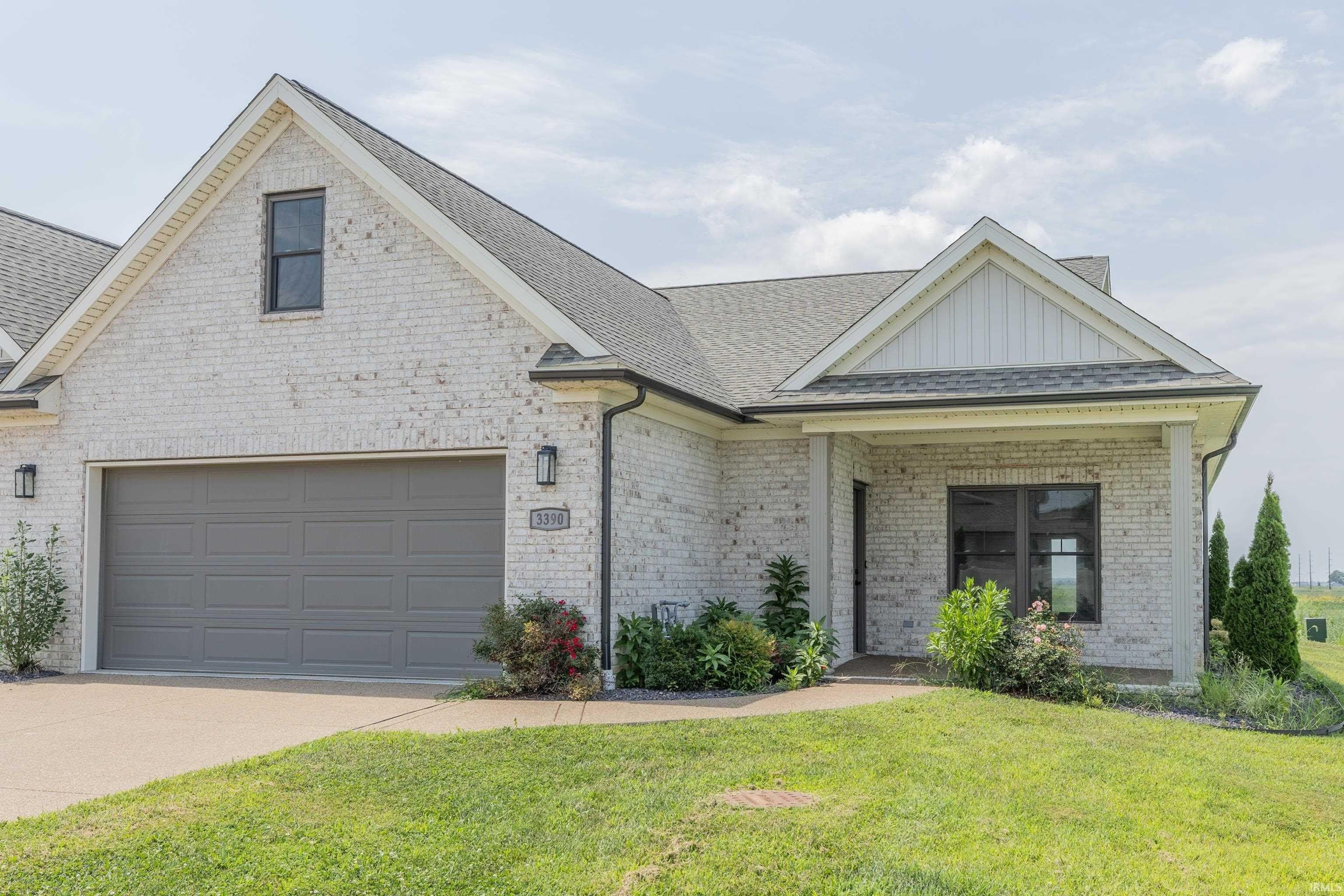 3390 White Oak Trail – photo 1