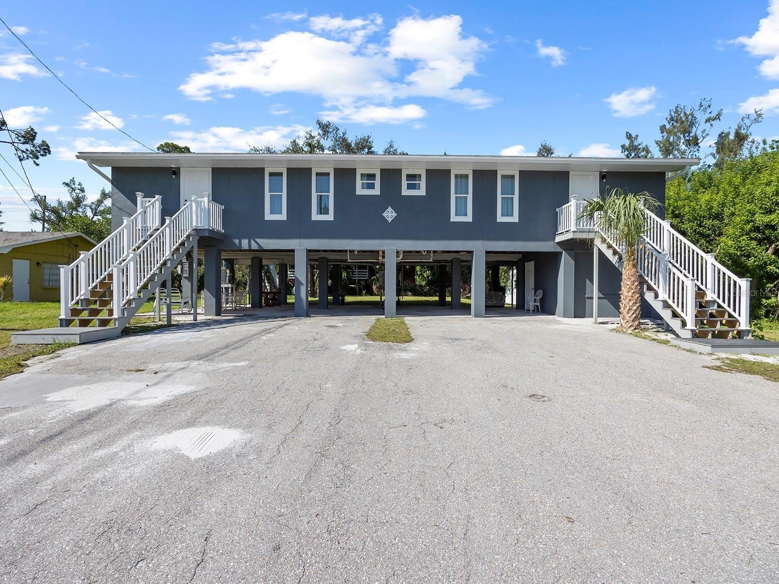 23019 SENECA Avenue – photo 4