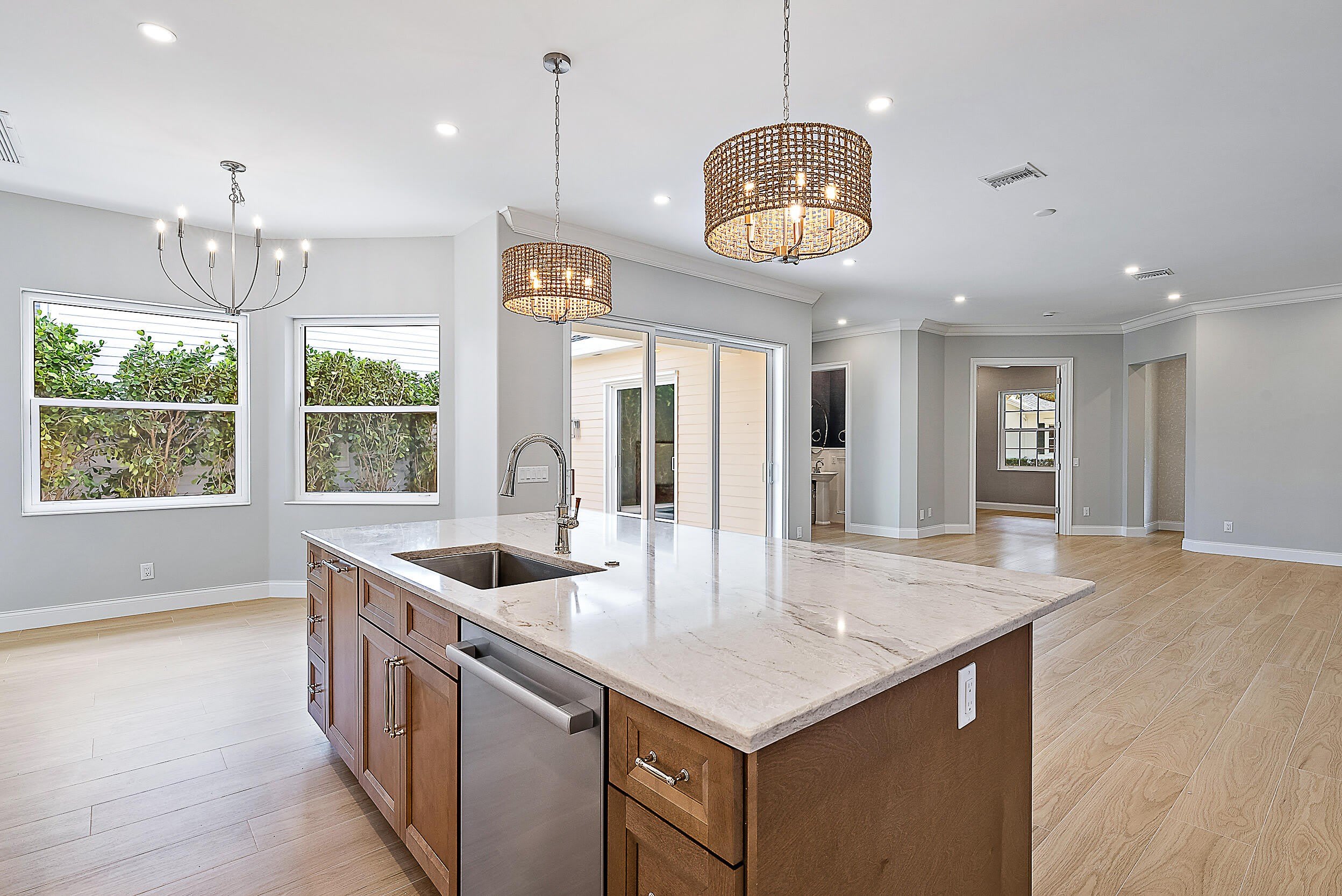 248 Honeysuckle Drive – photo 3