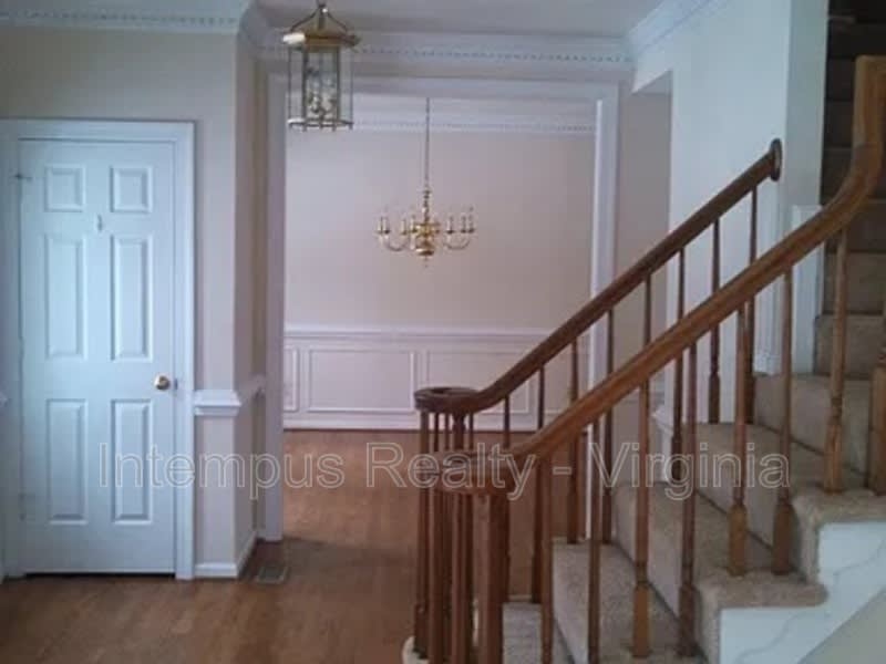 7140 Chesterfield Dr – photo 2