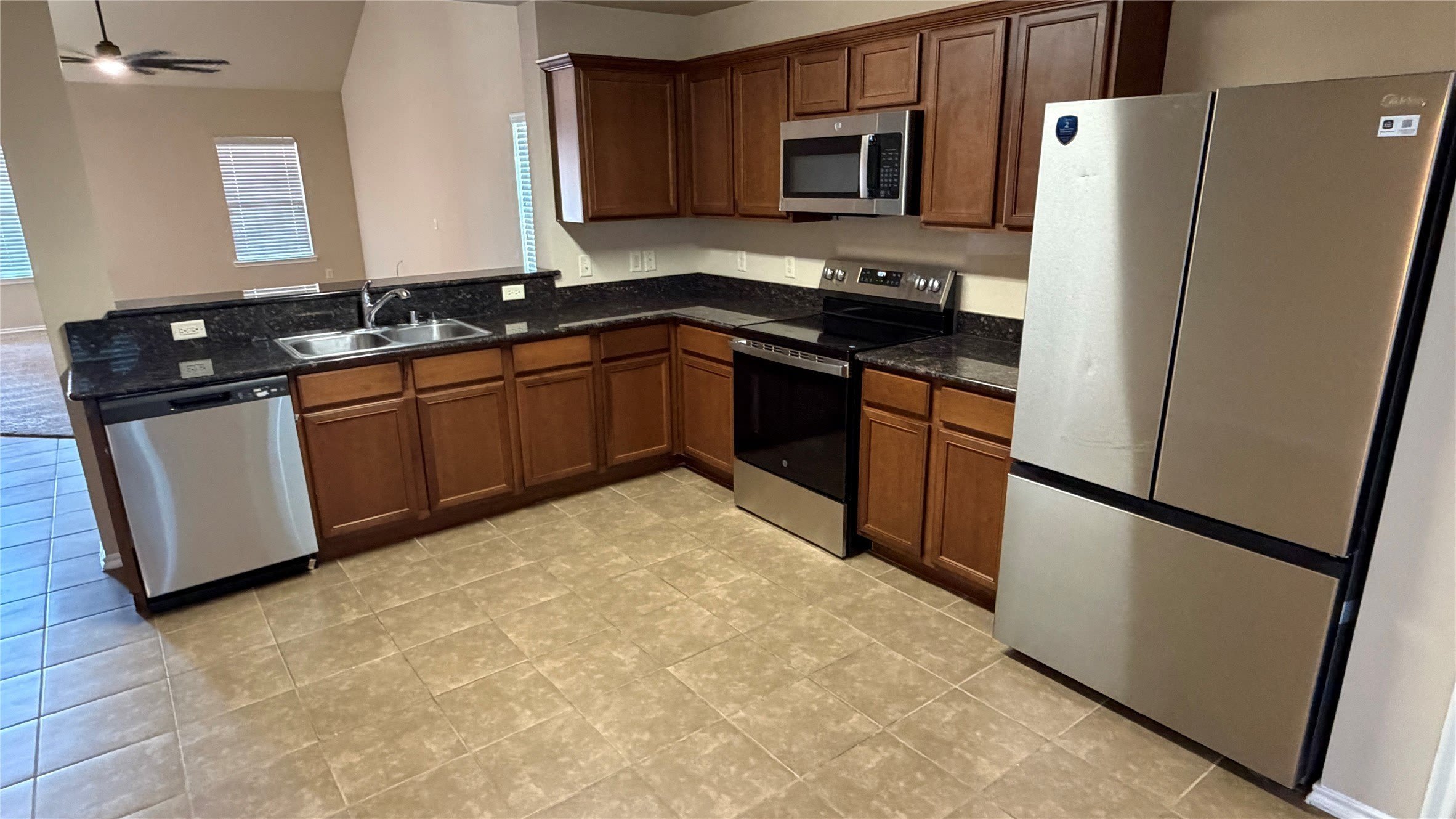 3311 Stratford Street – photo 4