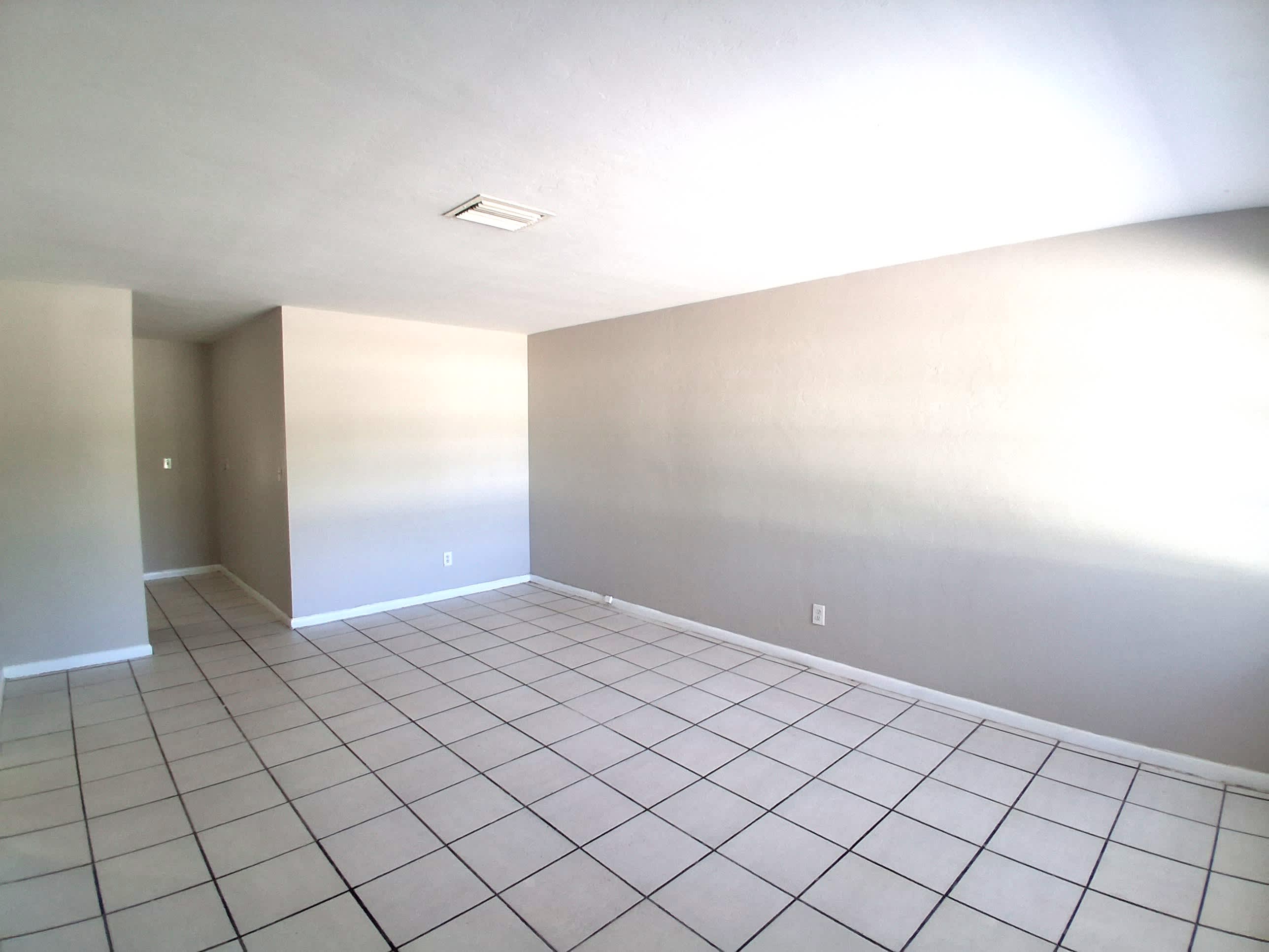 2203-2205 SE 15th Pl – photo 3