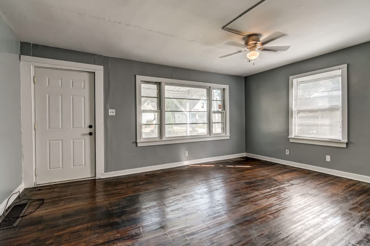 759 E Lawrence St – photo 5