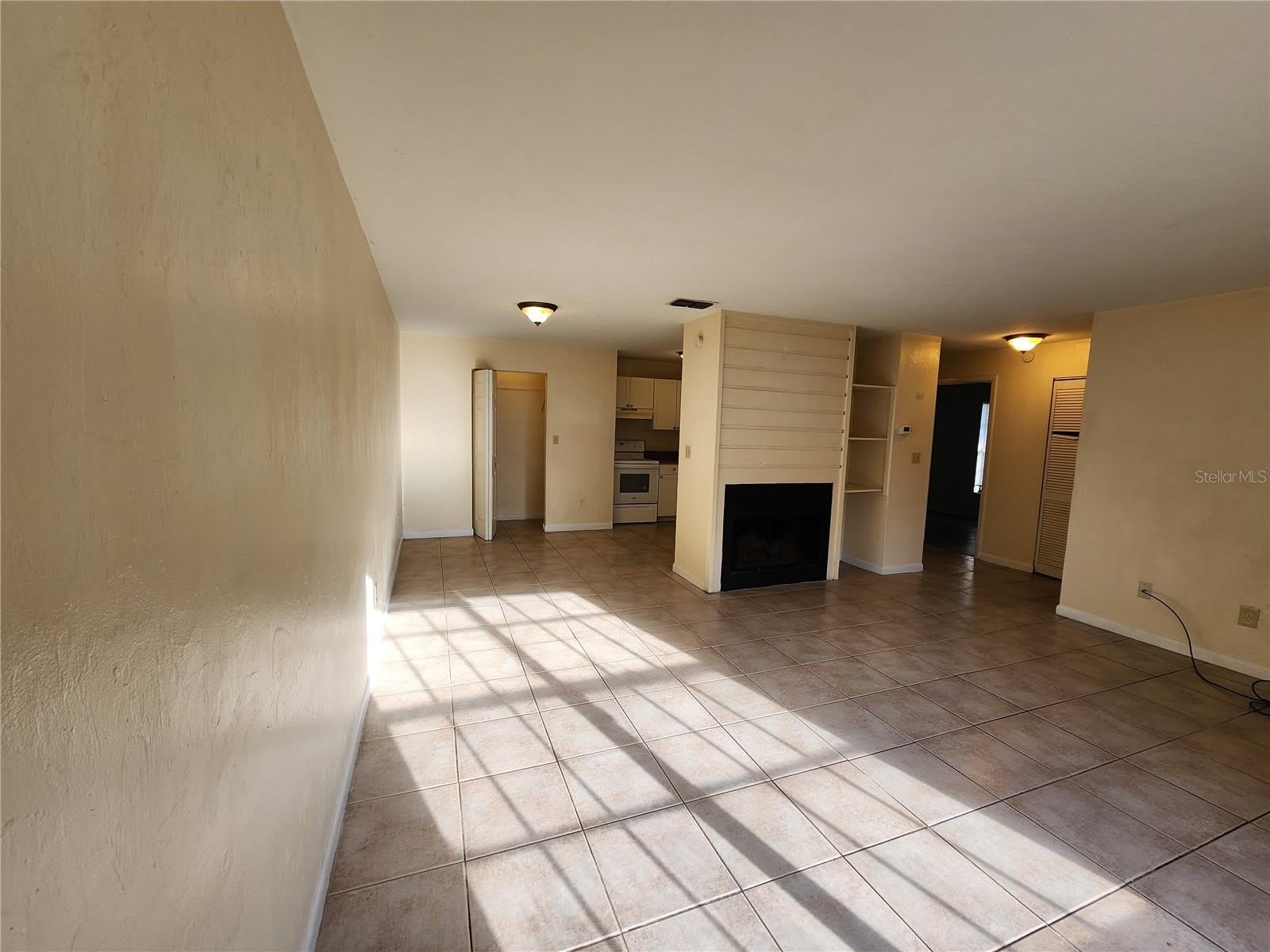 2529 Nw 62 Place – photo 4