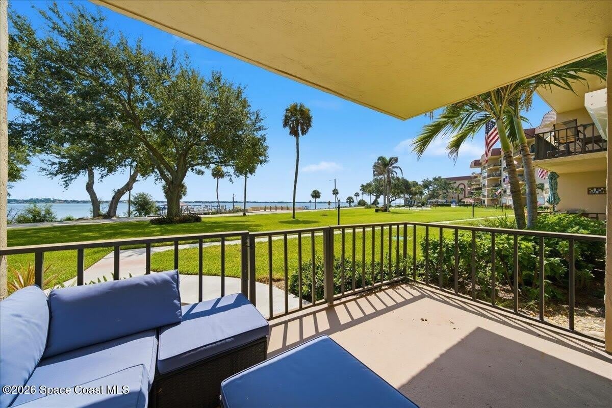 1025 Rockledge Drive – photo 1