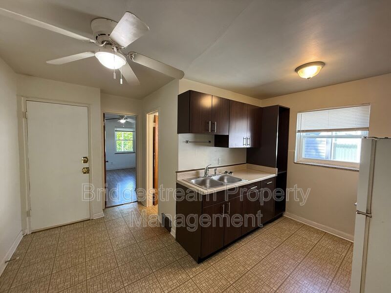 68 Knecht Dr – photo 5