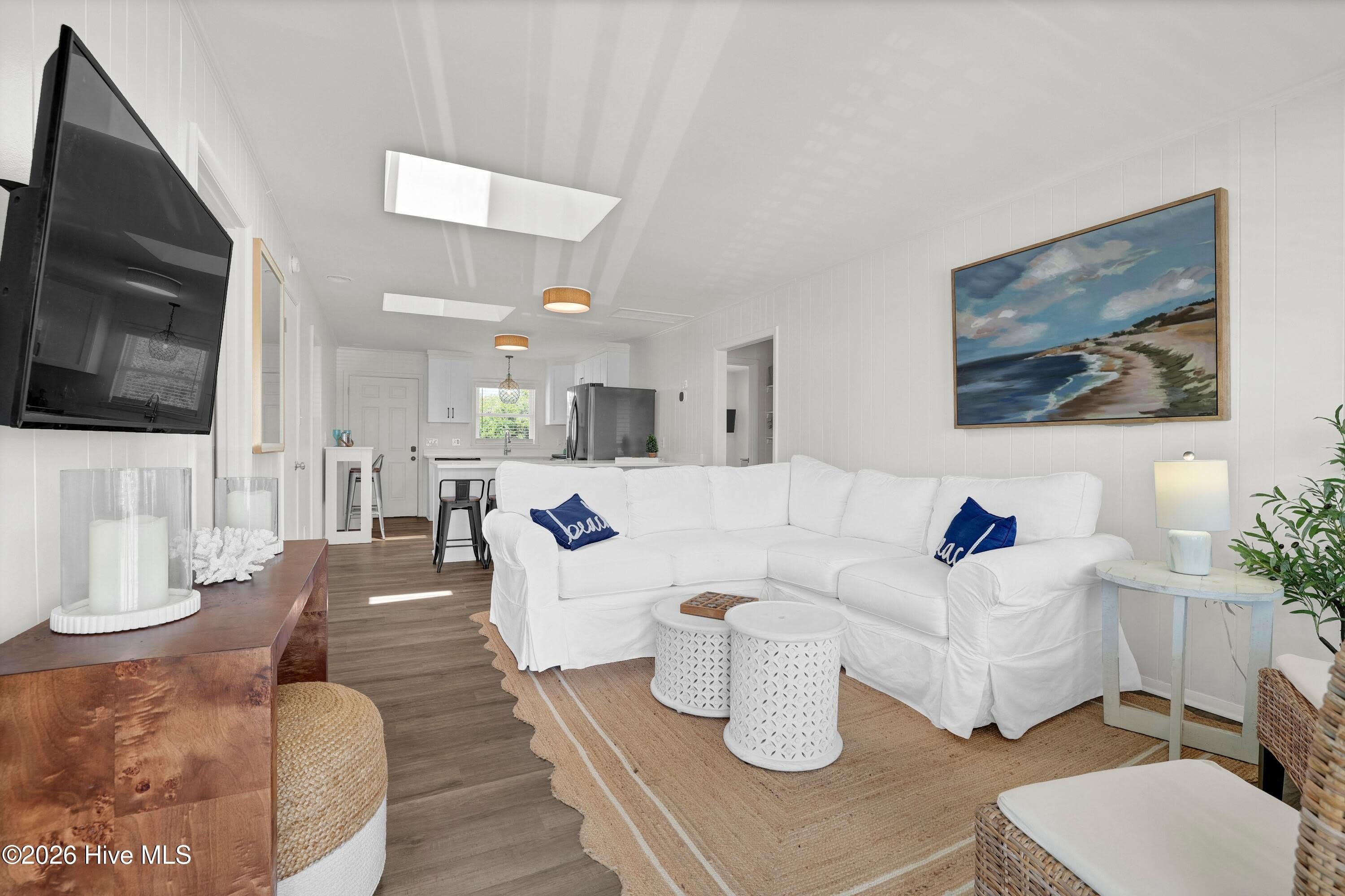 1027 S Shore Drive – photo 3