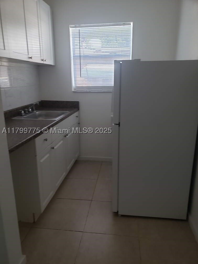 1608 Drexel Avenue – photo 3