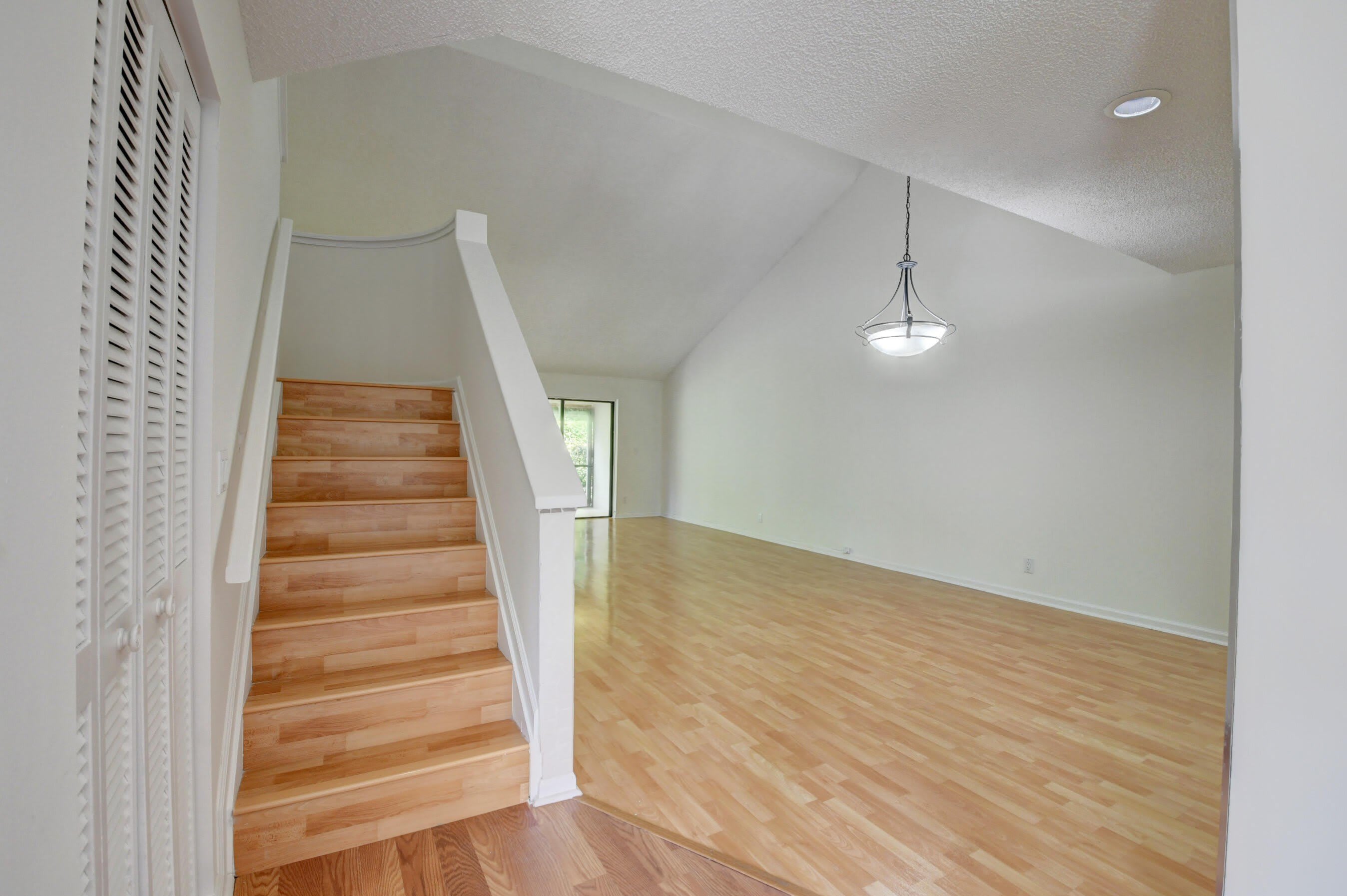 8644 Eagle Run Drive – photo 5