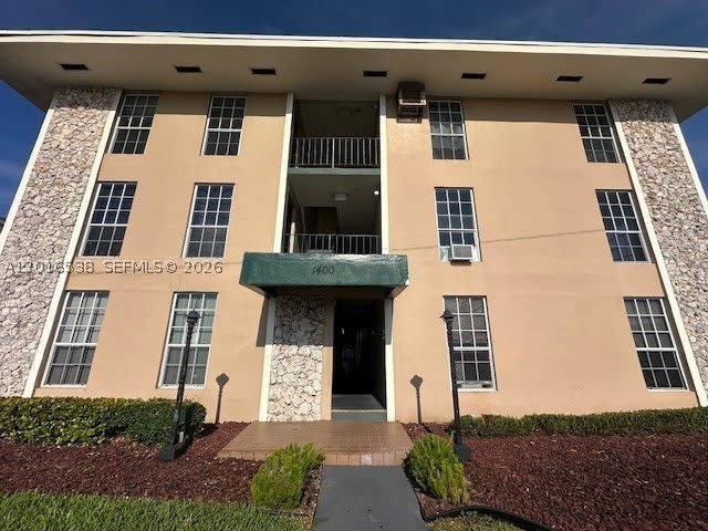 1400 S Douglas Rd – photo 2