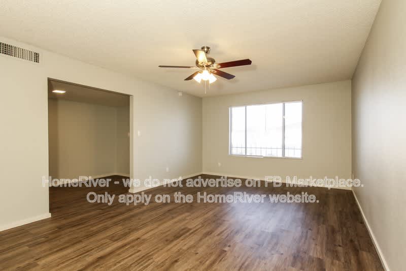 4441 W Carol Ave – photo 2