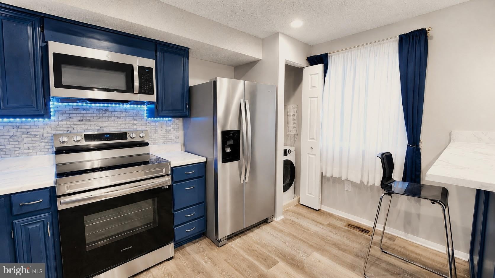 19105 Willow Spring Drive – photo 3