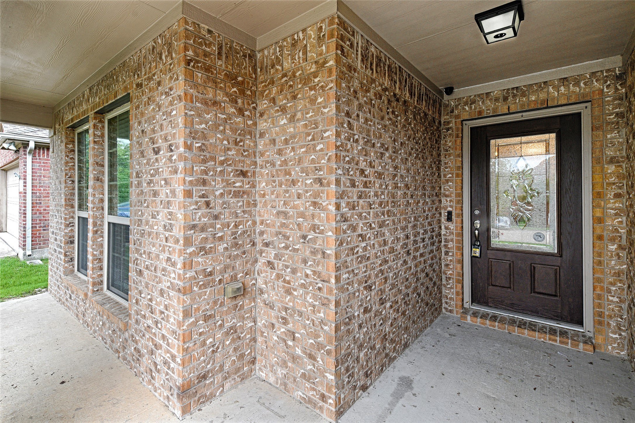 2805 Leslie Lane – photo 3
