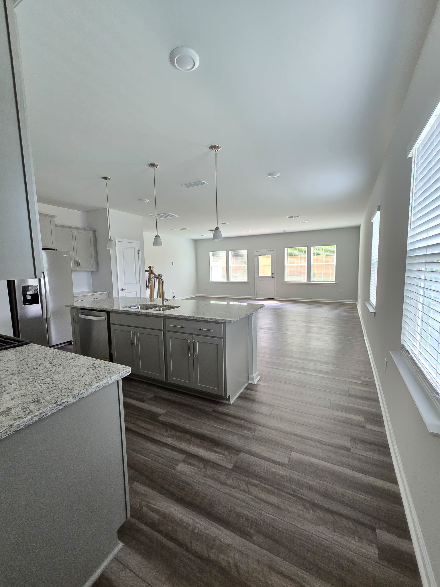 1117 Everton Ave – photo 3