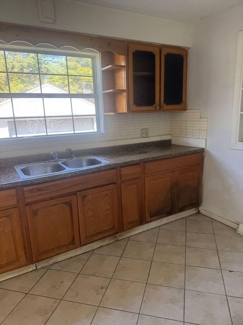 4912 E. 84th St – photo 2