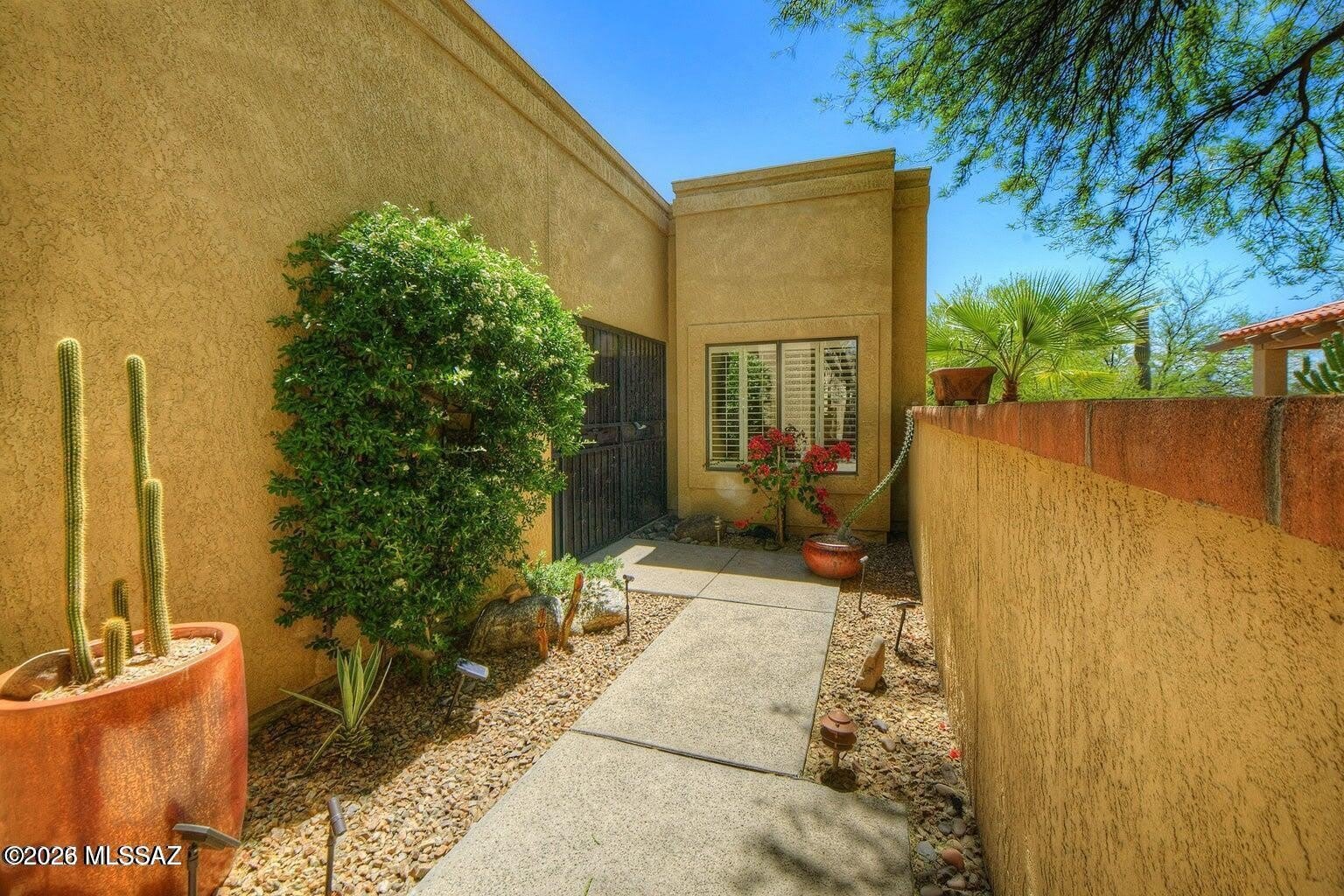 836 E Camino Diestro – photo 2
