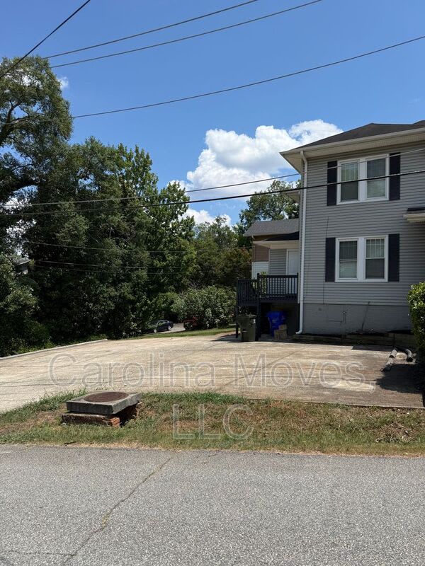 112 Lavinia Avenue – photo 3