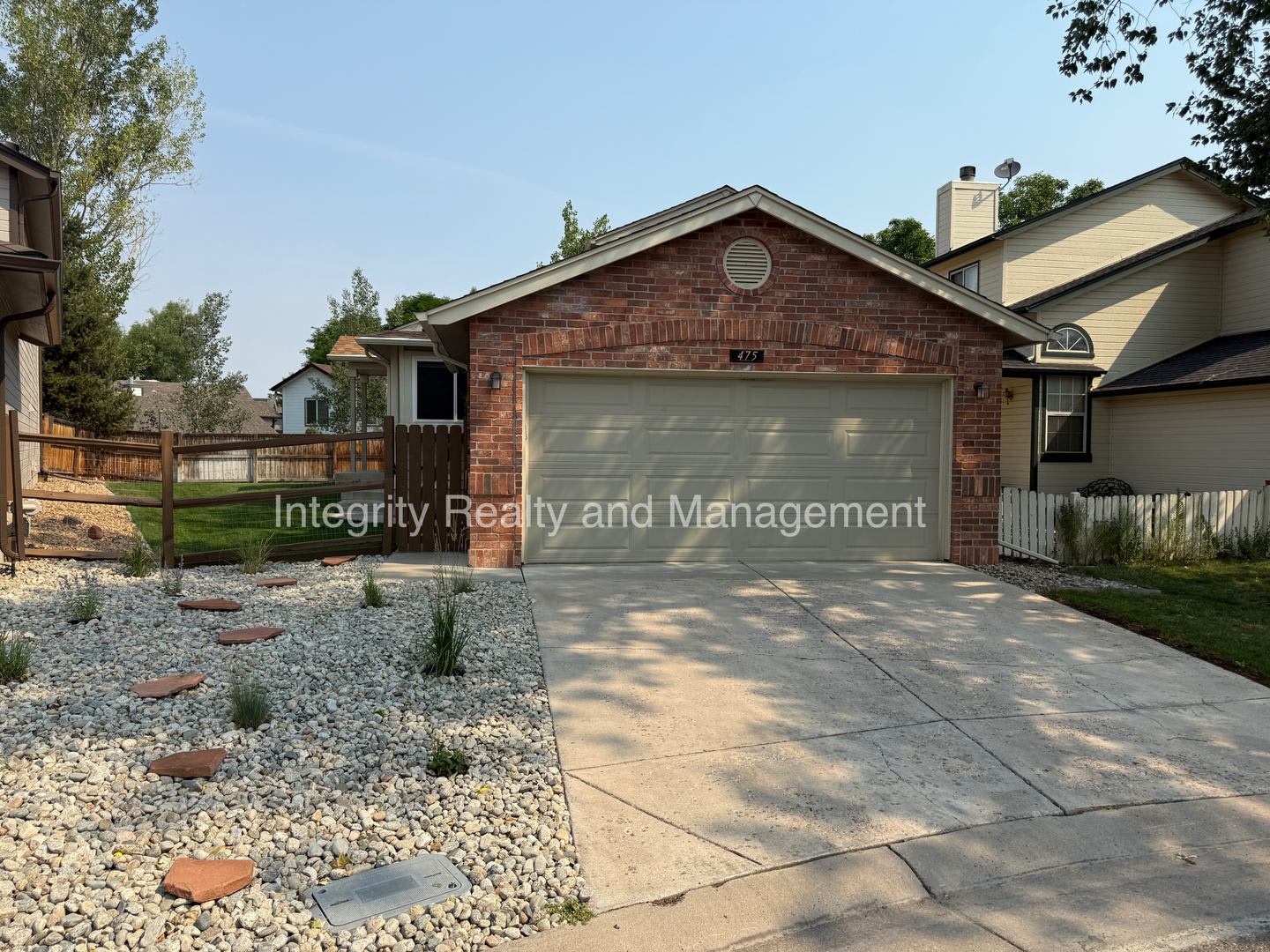 3 Bed/2 Bath, 1279 sqft – photo 1
