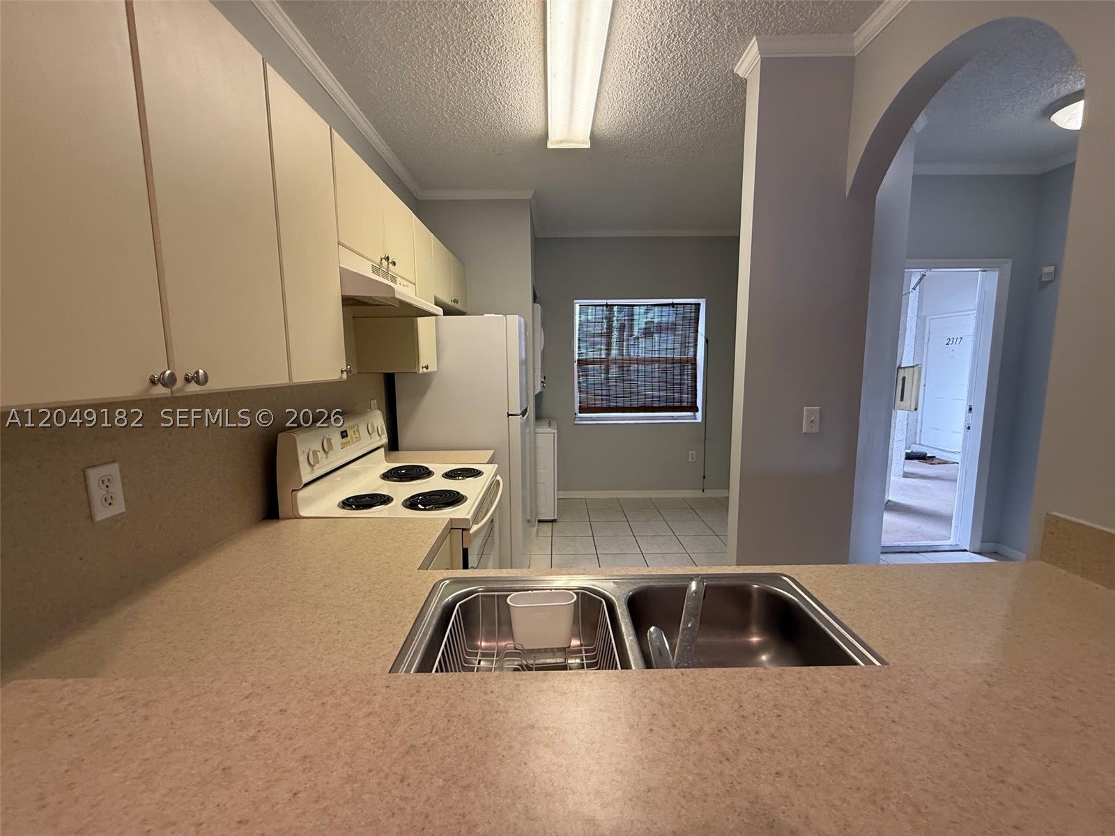 2304 SE 24 Ave – photo 3