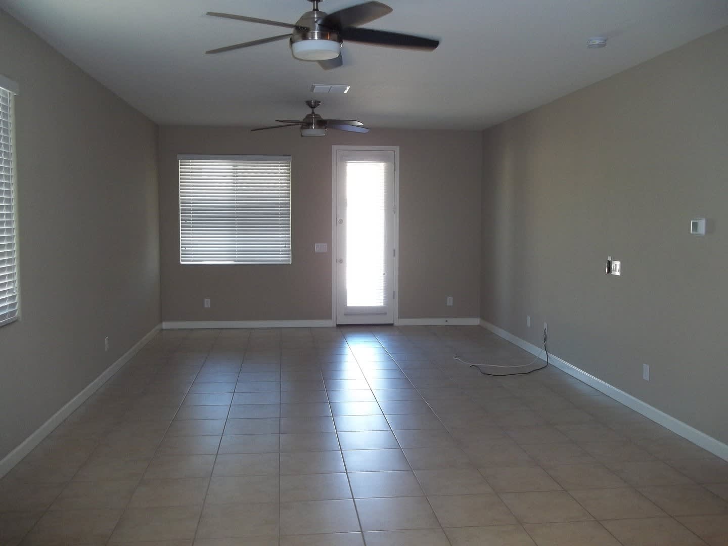 Beautiful Home in Gated Community – photo 4