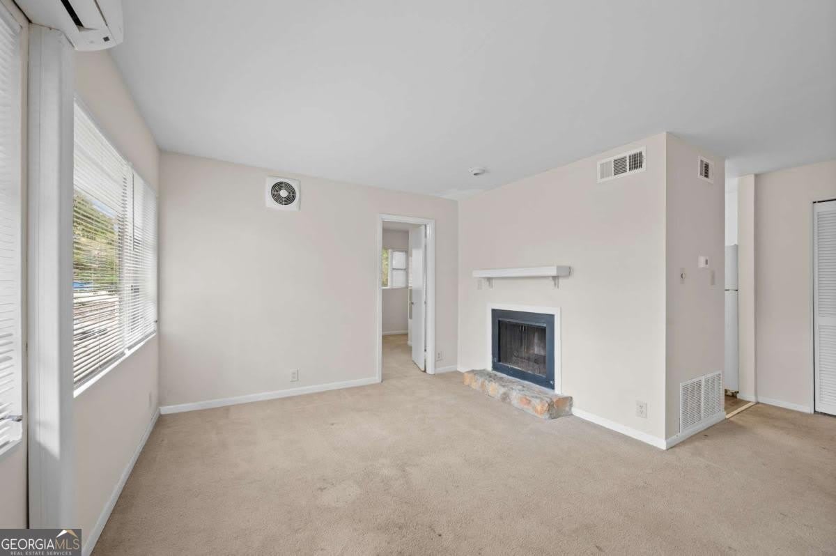 11 Peachtree Hills Avenue NE – photo 3