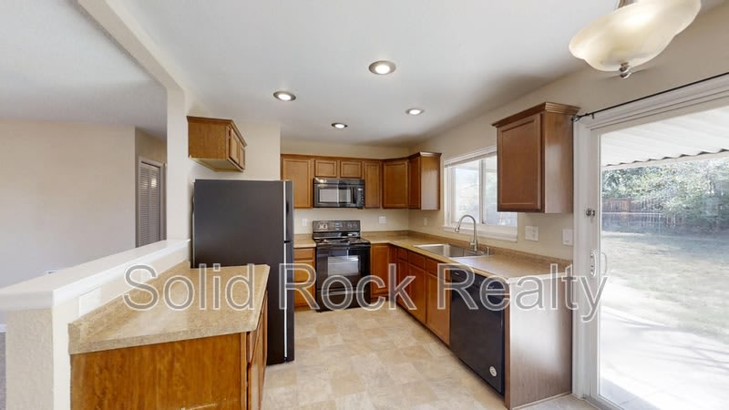2505 Gina Drive – photo 3