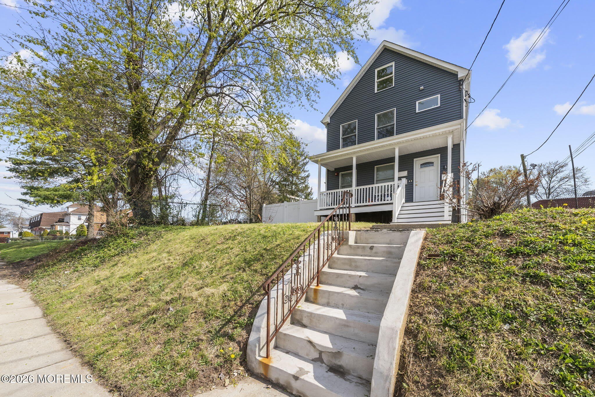 816 King Georges Road – photo 4