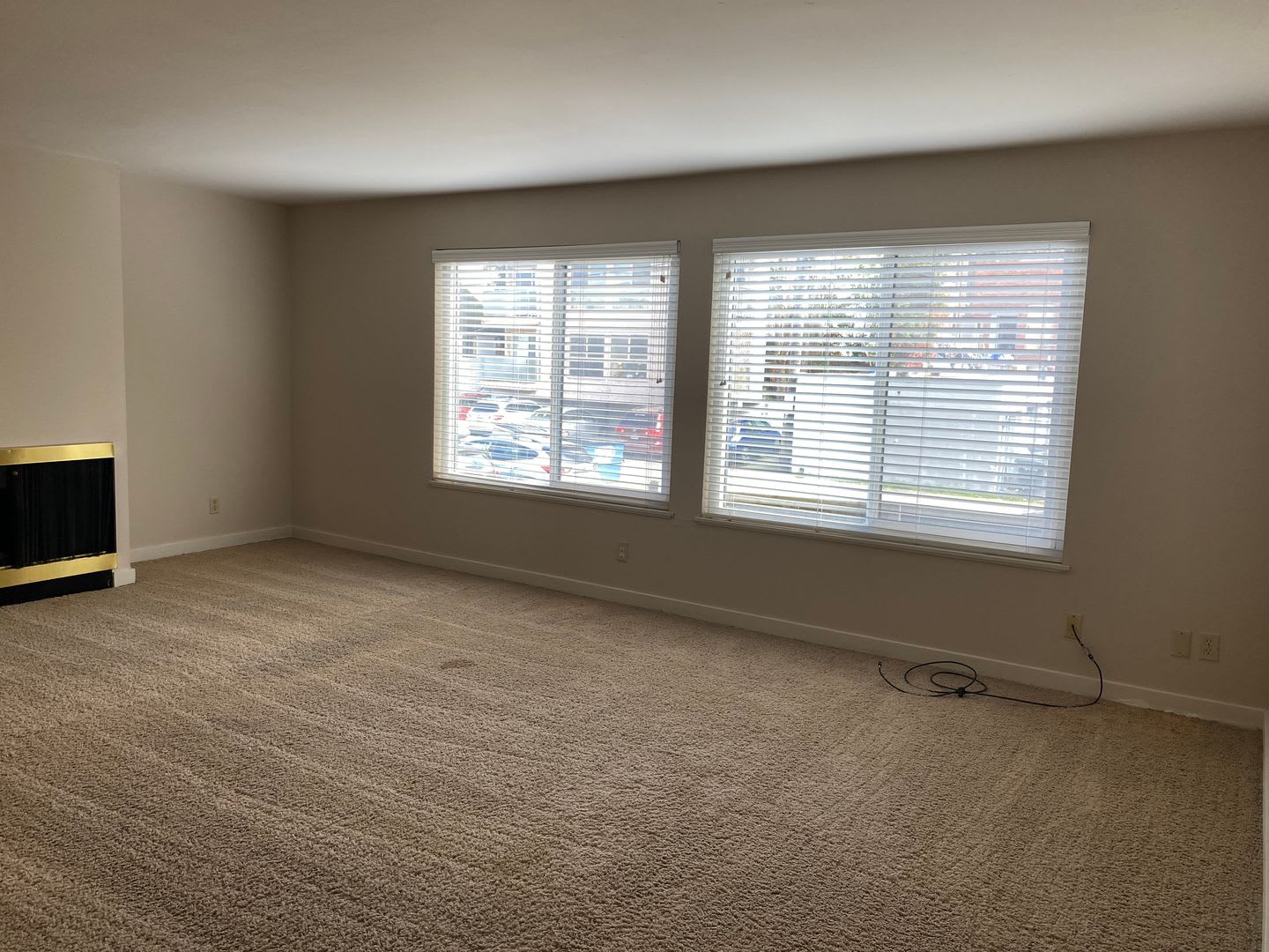 Spacious 1 bedroom, conveniently located, and available now – photo 5