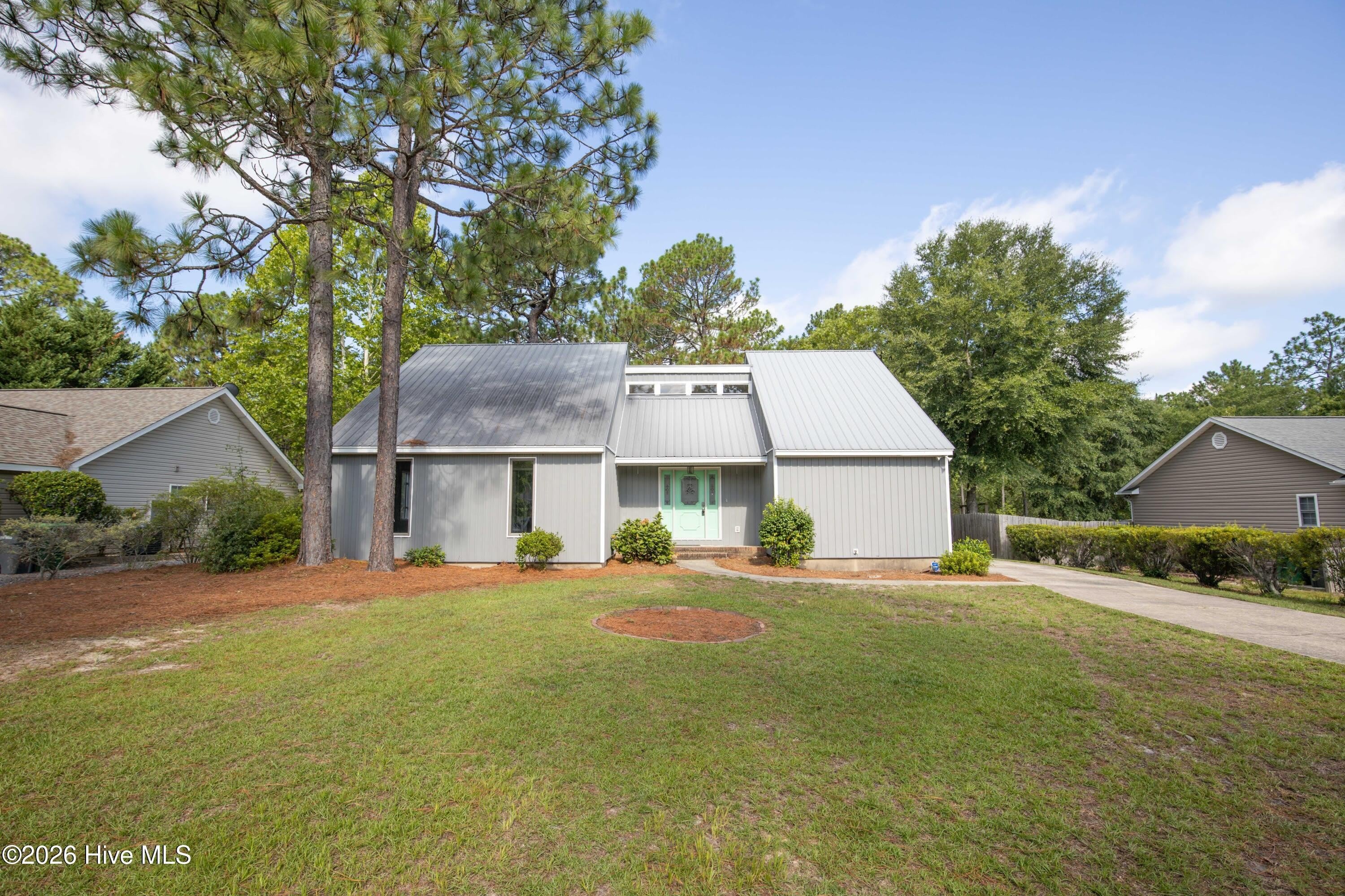 85 Winchester Road – photo 3