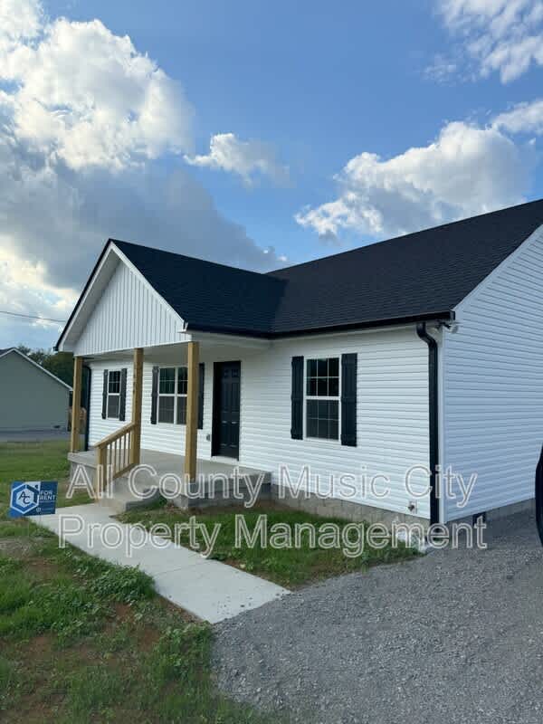 1604 Alan Perryman Ave – photo 2