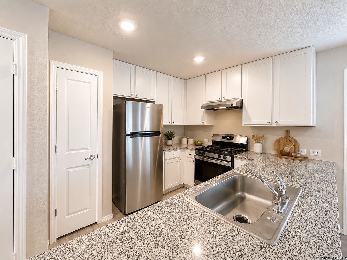 7326 Rosada Way – photo 4