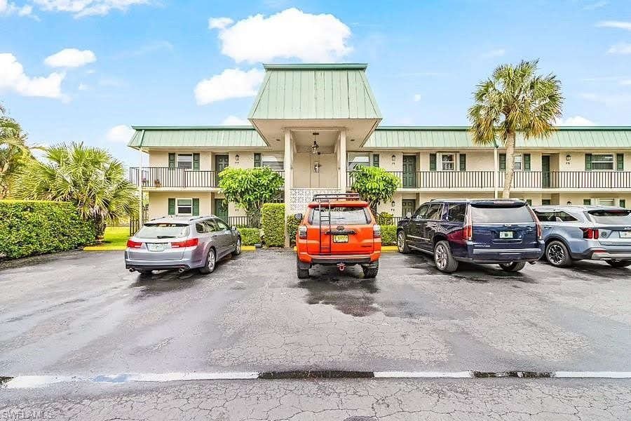 600 Valley Stream Dr – photo 2
