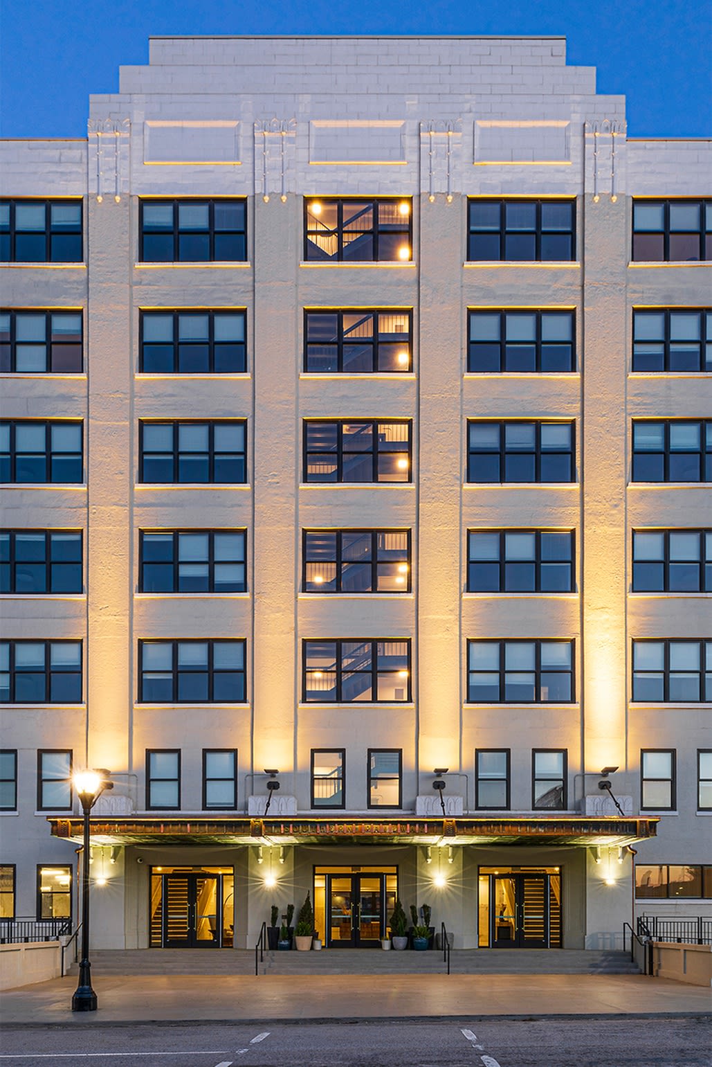 Lofts at Centennial Yards South – photo 2