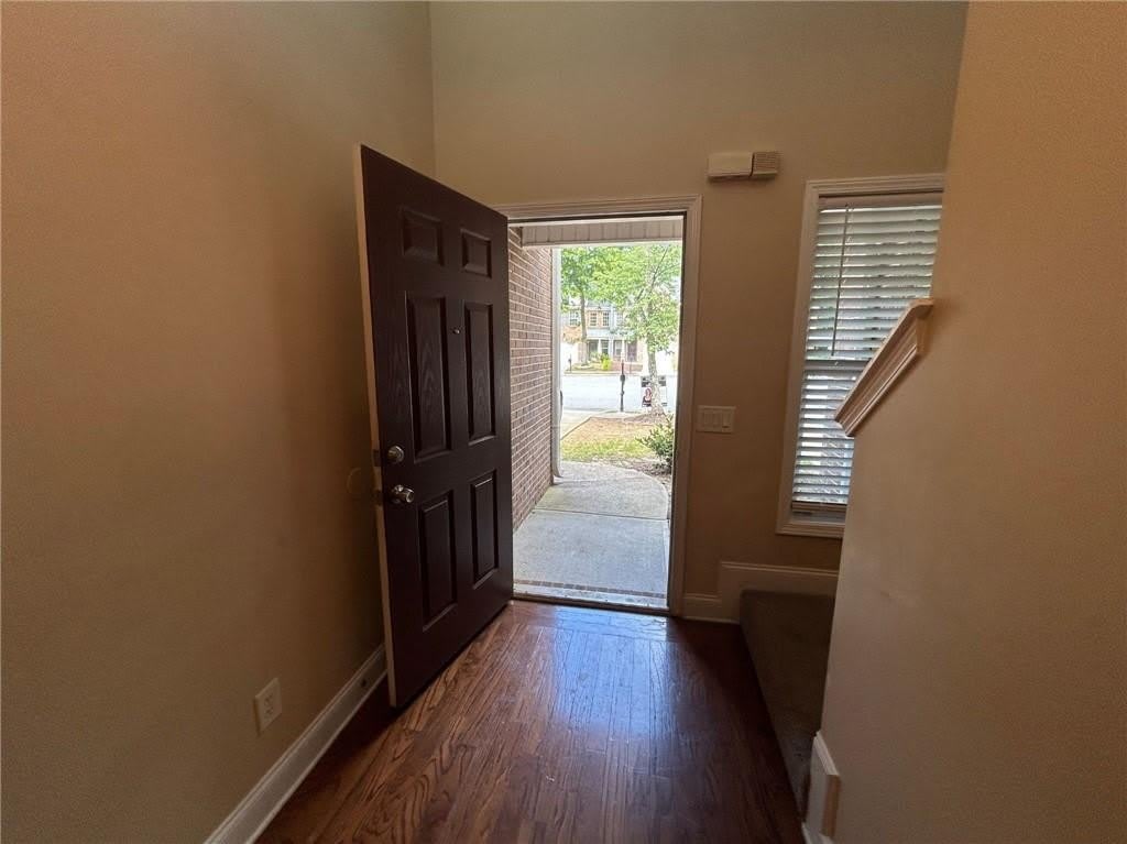 3233 Glenloch Place – photo 5