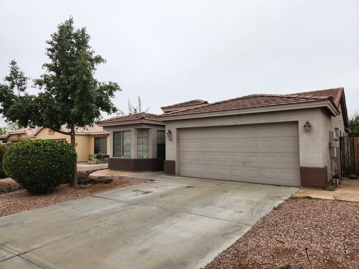 Single Level Avondale Home – photo 2