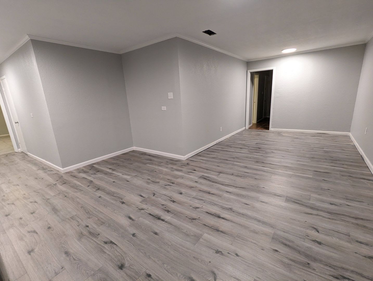Newly remodeled 3/2 in Southern Hills – photo 3