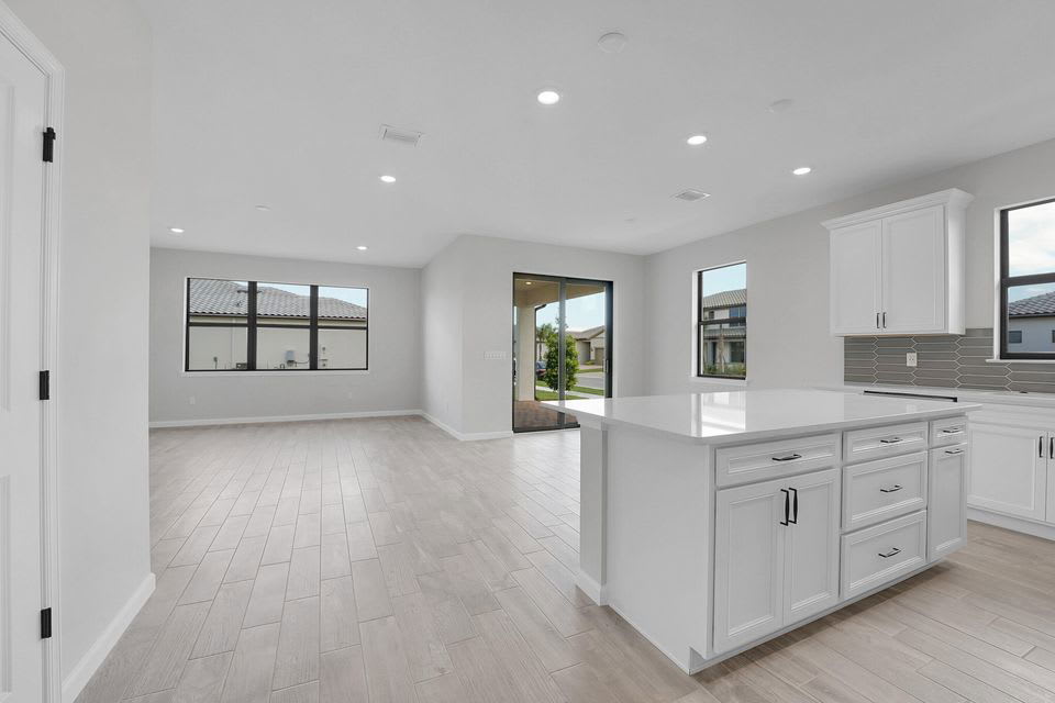 845 Southeast Courances Drive – photo 5