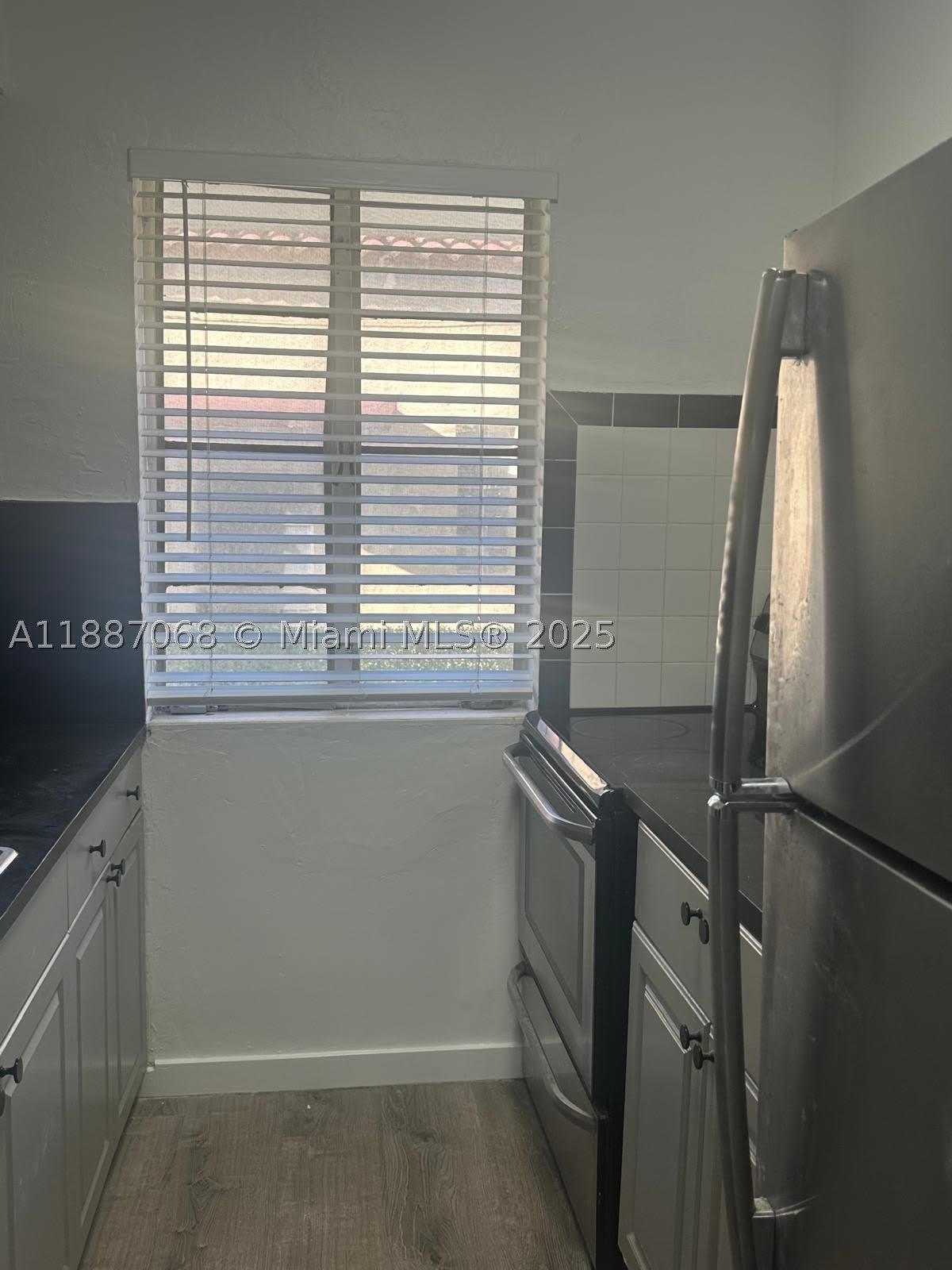 6805 Abbott Ave – photo 3