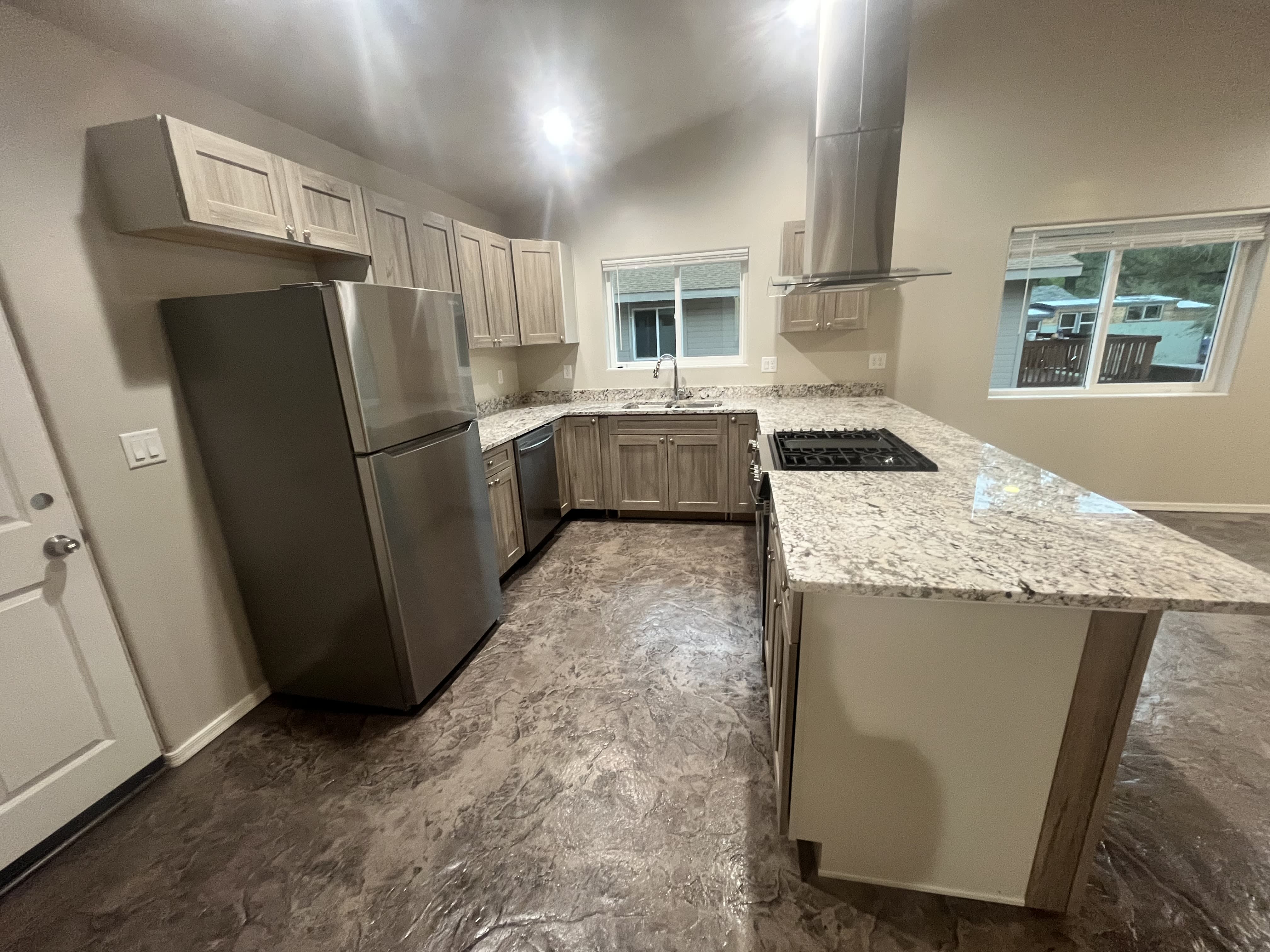 1705 East Arrowhead Avenue – photo 1