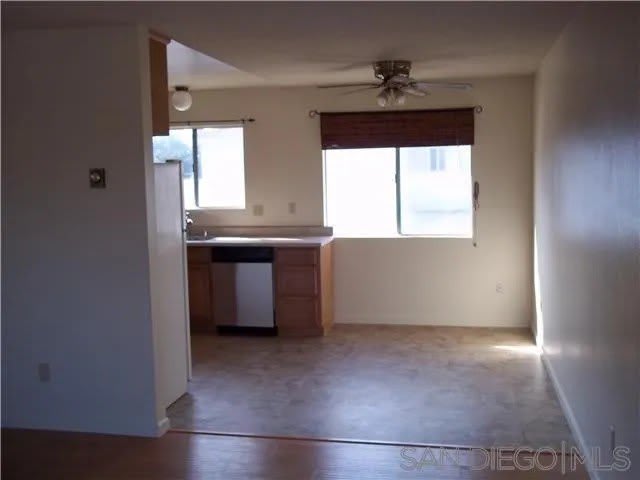 930 Ebony Ave – photo 3