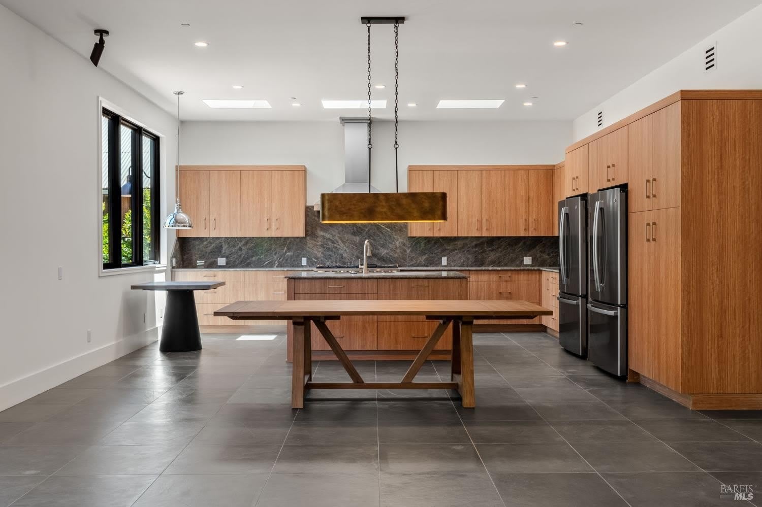 1420 Allyn Avenue – photo 1