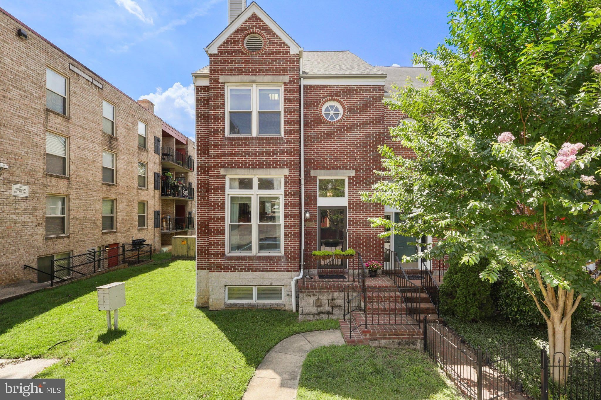 626 N PAYNE Street – photo 3