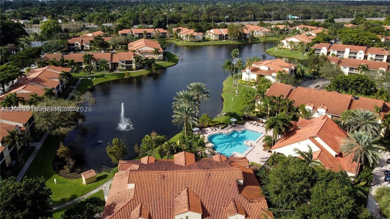 1227 SW 46th Ave – photo 2